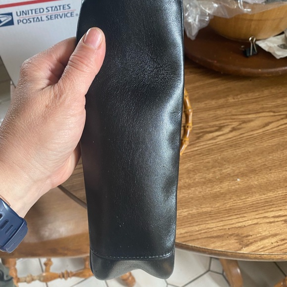 Vintage Black Gucci purse w/ Bamboo Handles - Picture 3 of 13